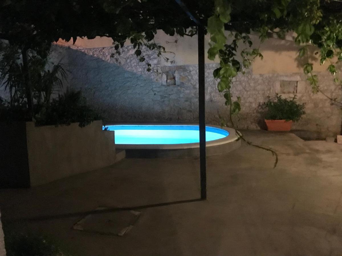 Dalmatian Rustic House Villa เพทรอซาเน ภายนอก รูปภาพ